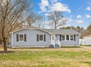 104 Cavalier Dr, Yorktown, VA 23692