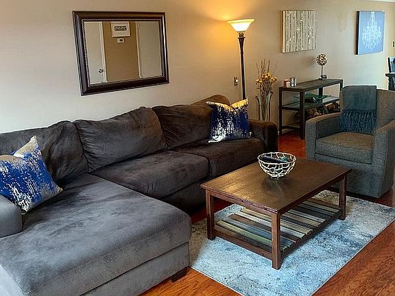 2nd image of 5606 Chelmsford Dr