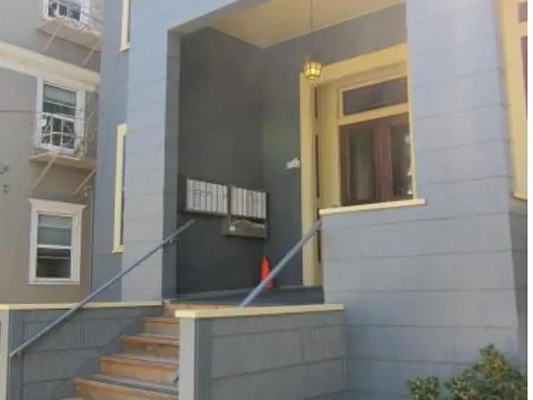 2124 NW Flanders St #1 — Photo 14