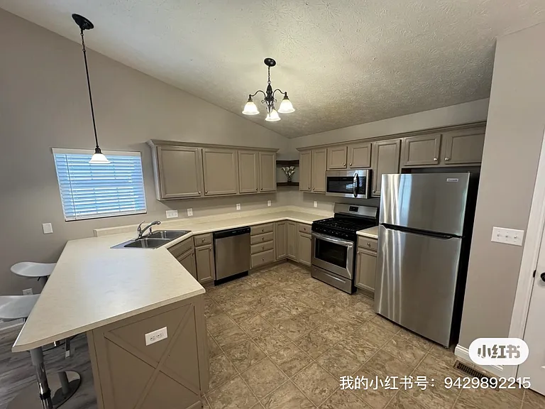3716 Ellison Dr — Photo 4