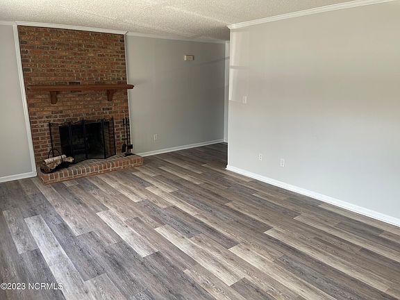 2nd image of 100 David Drive #E8