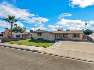 5905 Apple Valley Ln, Las Vegas, NV 89108