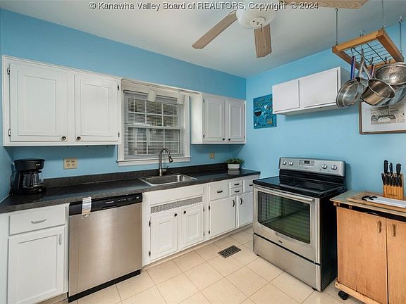 5th image of 730 Churchill Dr