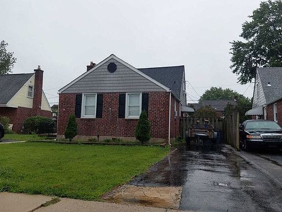 2nd image of 2138 6th Ave
