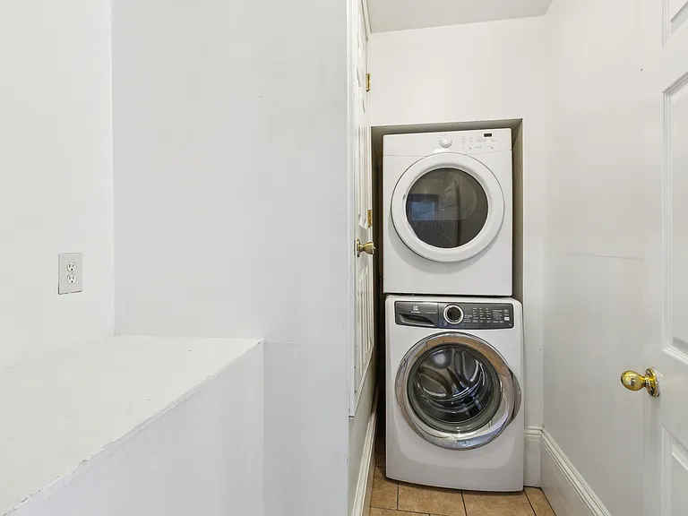 4200 Prytania St — Photo 11