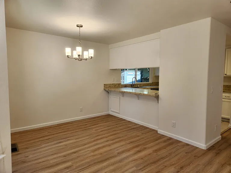 2179 Zinfandel Ave — Photo 13