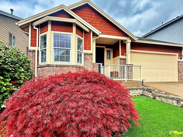 12425 SW Winterview Dr, Tigard, OR 97224