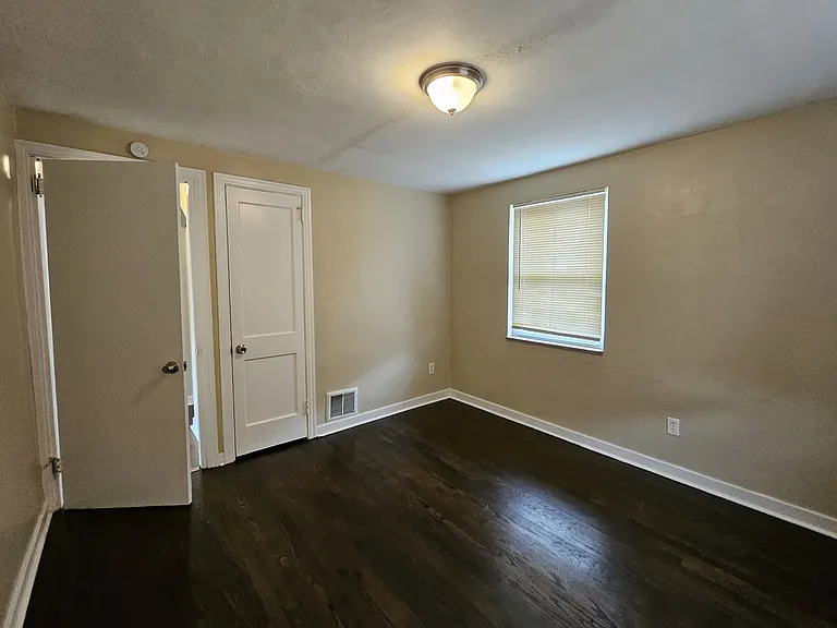 855 Hamil Rd — Photo 11