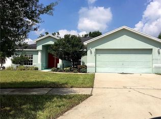 10730 Carloway Hills Dr, Wimauma, FL 33598