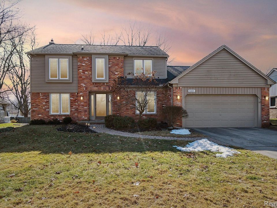 1st image of 41223 Rayburn Dr