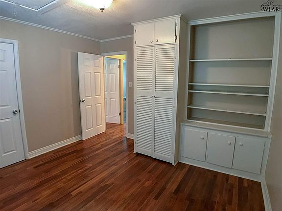 5th image of 1800 Woodrow Ave