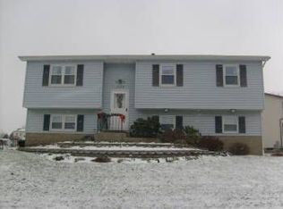 2130 Asheboro Dr, Erie, PA 16510