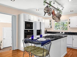 538 128th Ave SE, Bellevue, WA 98005