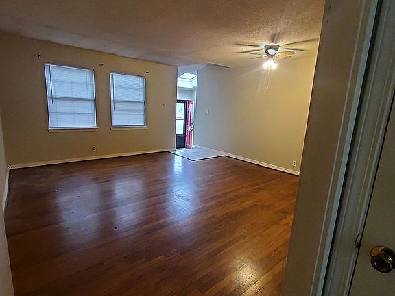 Living room w/beautiful floors