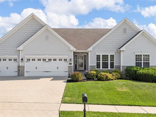 317 Wilmer Valley Dr, Wentzville, MO 63385