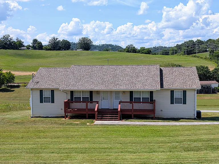 337 Porterfield Gap Rd #7 — Photo 1