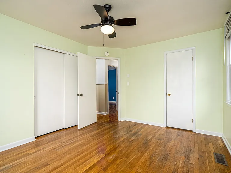 844 Rose Park Dr — Photo 20