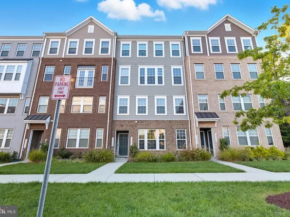 10414 John Glenn St, Lanham, MD 20706