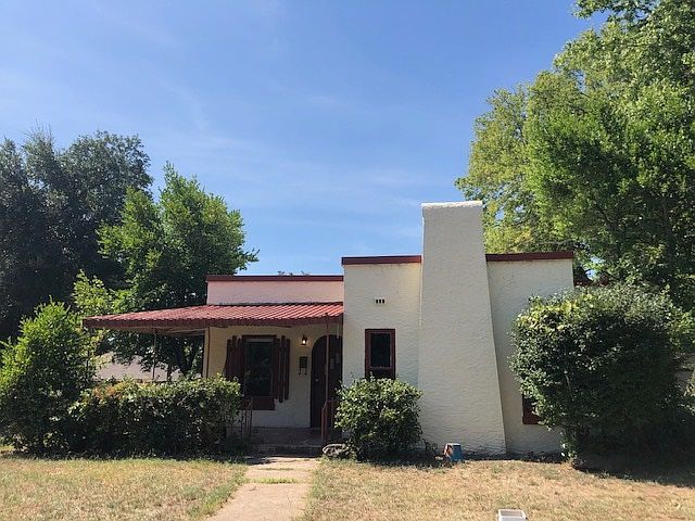 1st image of 601 Melba Ave