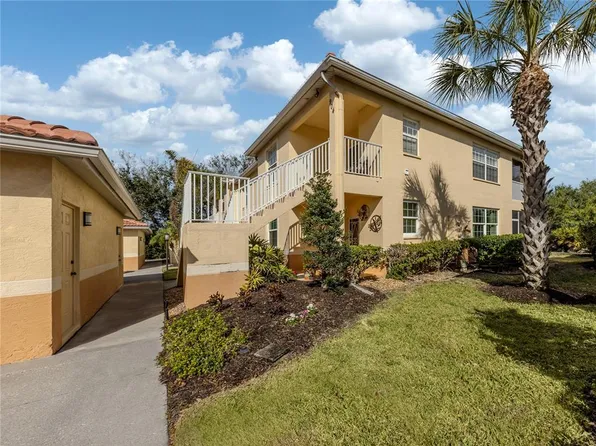902 Casa Del Lago Way #902, Venice, FL 34292