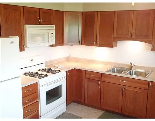 5221 Cedarwood Ln photo 1