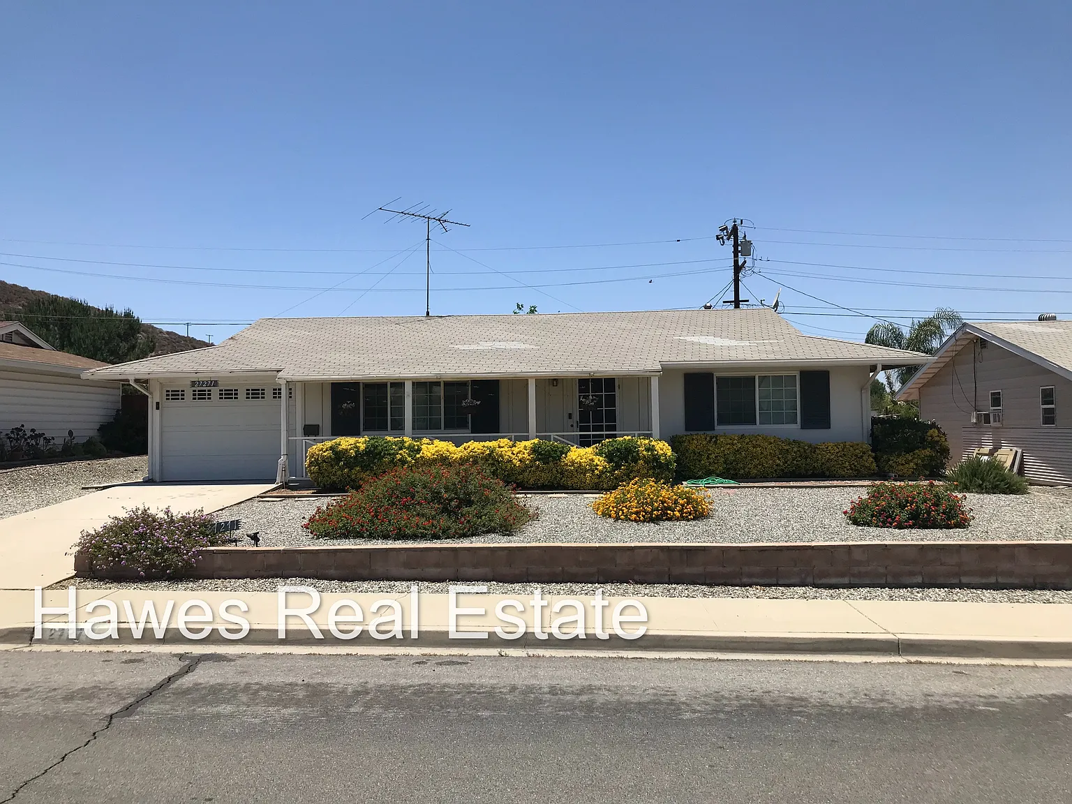 55 & Older Senior Community 2 Bed 1 Bath Single Story House for Lease — Photo 1