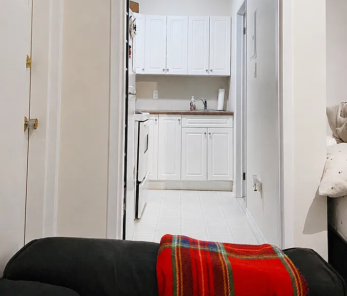 111 Crichton St #9 — Photo 8
