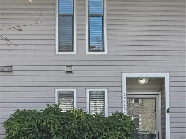 3759 Heathrow Dr, Winston Salem, NC 27127