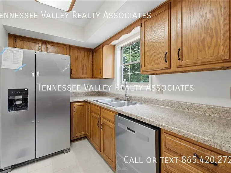 1277 Halifax Rd — Photo 12