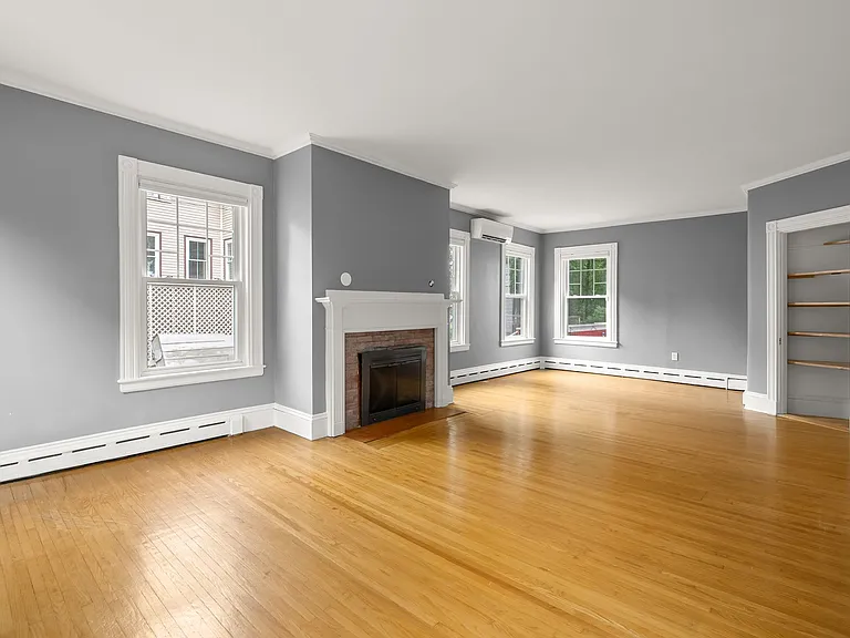 103 Hollis Ave — Photo 8