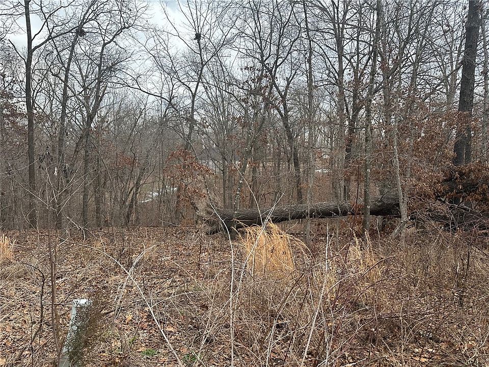 1st image of 22 Dumfries Dr