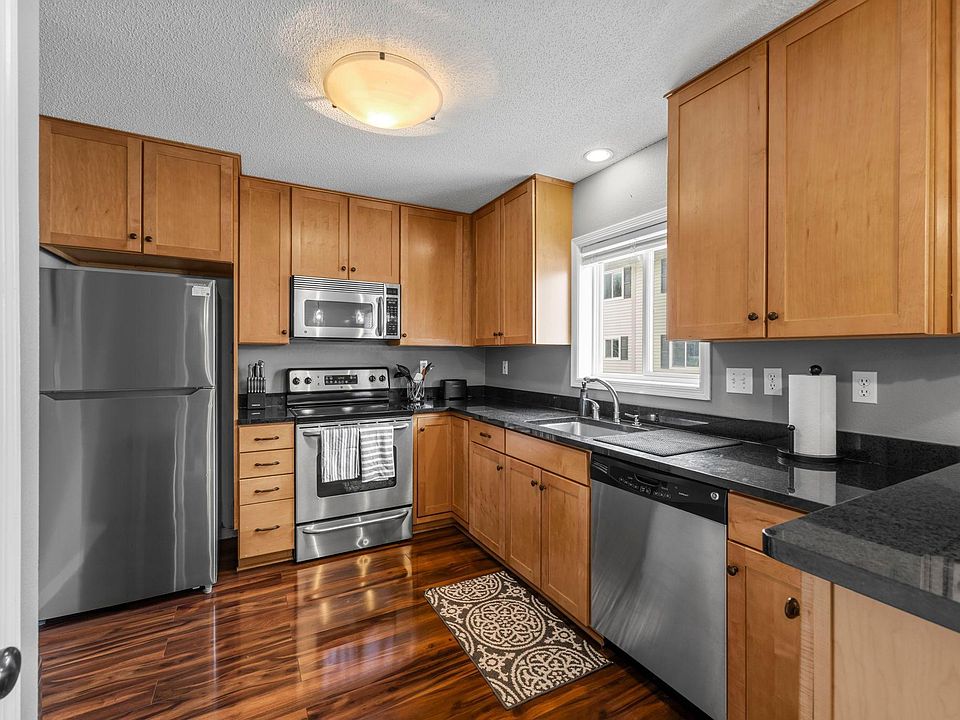 6572 Regency Ln, Eden Prairie, MN 55344 | Zillow