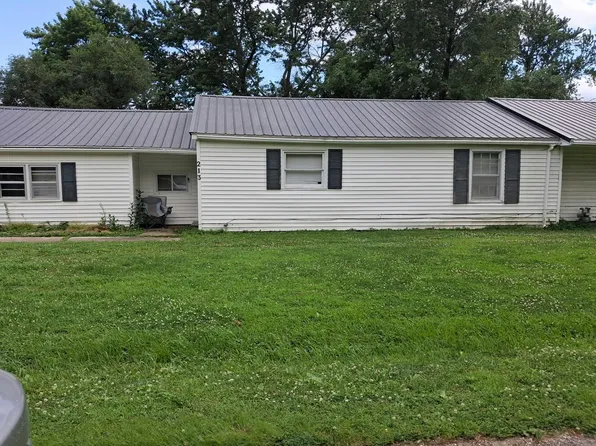 213 Moore St, Hughesville, MO 65334