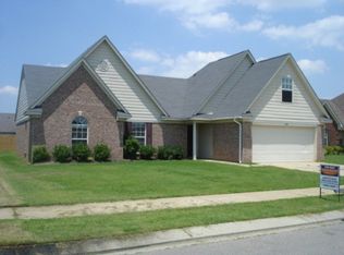 2426 Pappy Ln, Horn Lake, MS 38637