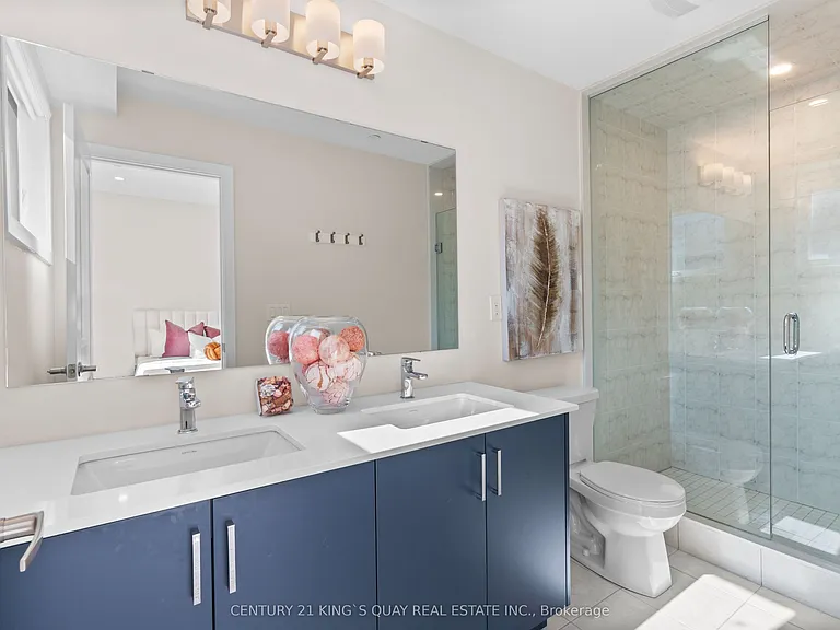 14 Credit Ln — Photo 13