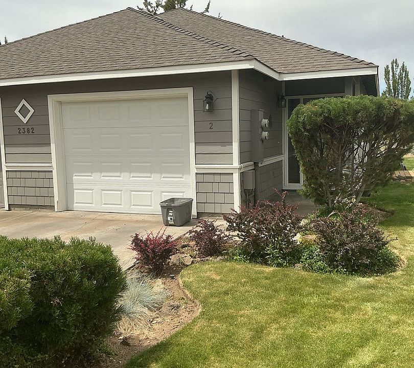 1st image of 2382 NE Mary Rose Pl APT 2