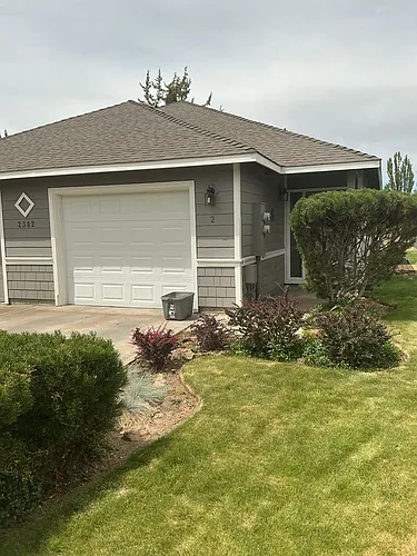 2382 NE Mary Rose Pl #2 Photo 1 2382 NE Mary Rose Pl #2 Photo 1