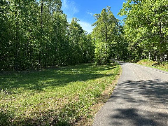 4th image of Crab Orchard Rd