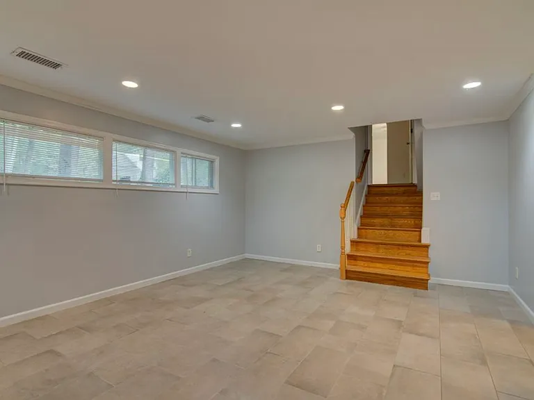 11621 Sourwood Ln — Photo 33