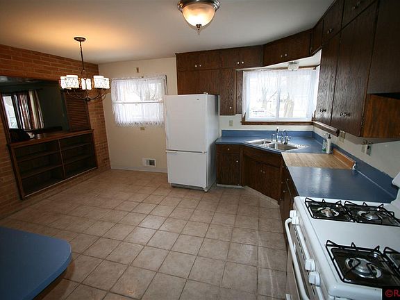 5th image of 1119 2nd St N