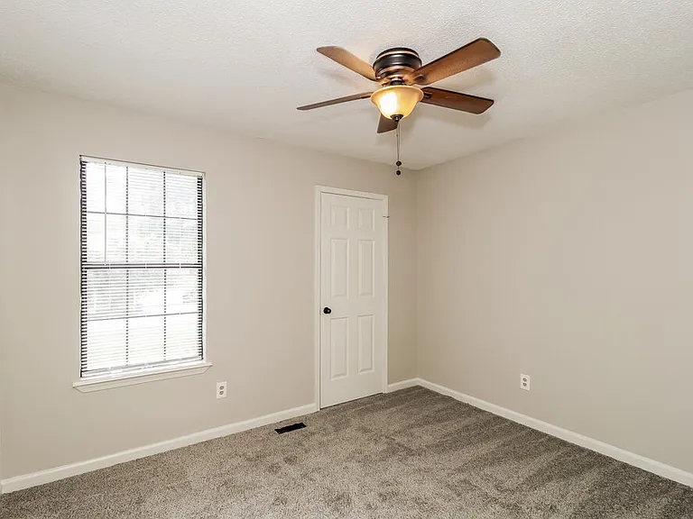 3240 Beaver Dr — Photo 14