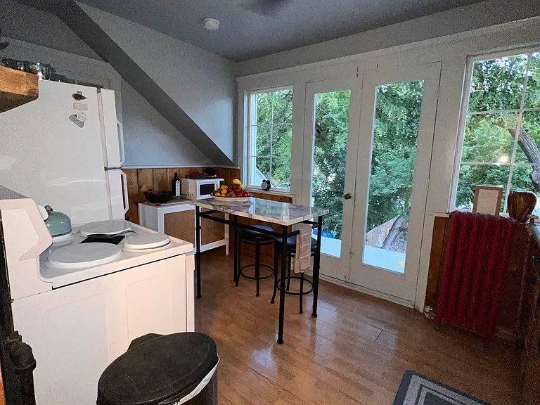 2370 Madison Ave #2 — Photo 10