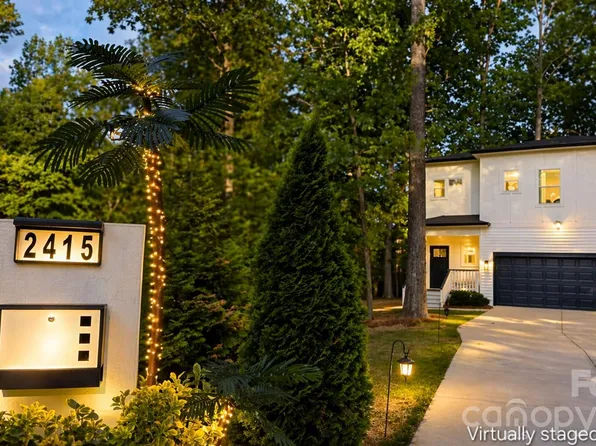 2415 Kimway Dr, Matthews, NC 28105