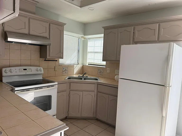3812 W Faith Hill St #1 — Photo 5