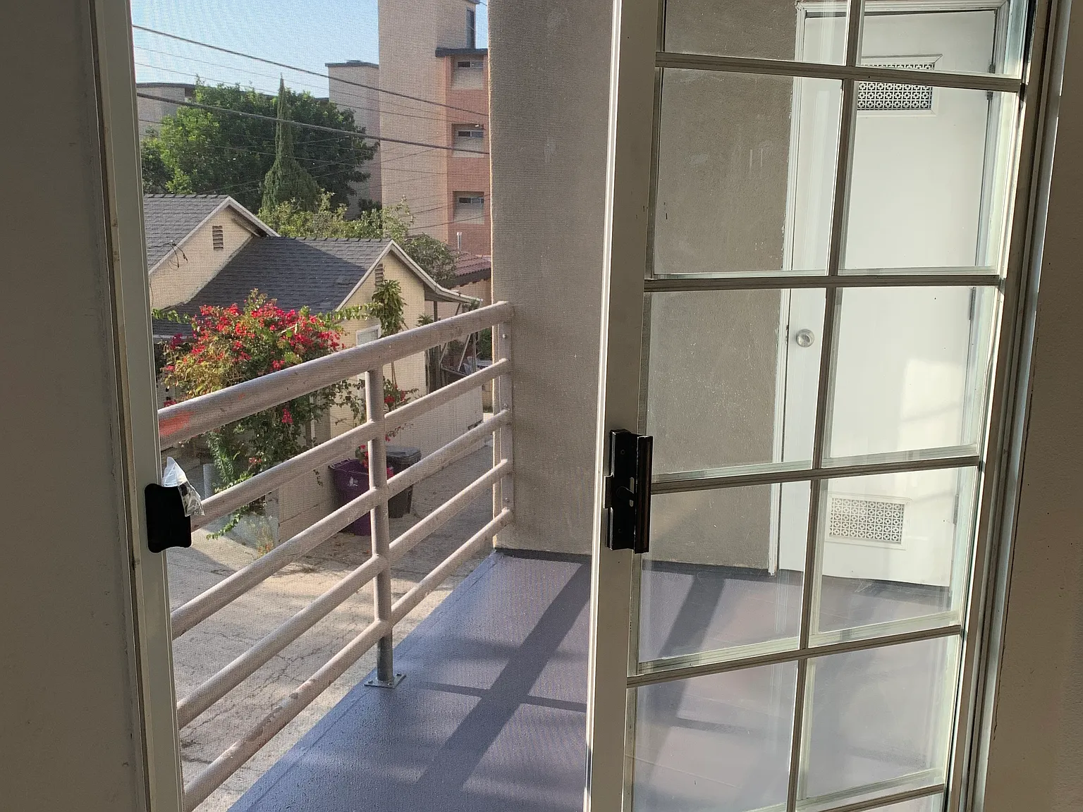 1 bed, 640 sqft, $2,100 — Photo 4