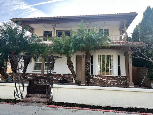 267 Mesa Dr, Costa Mesa, CA 92627