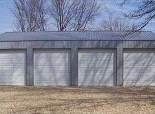 403 Republican St, Keyesport, IL 62253