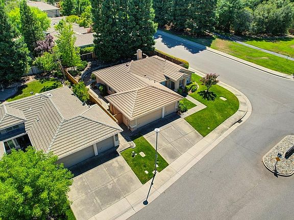 4th image of 11656 New Albion Dr