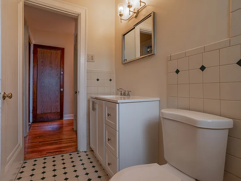 2956 Harrison Ave #3 — Photo 22