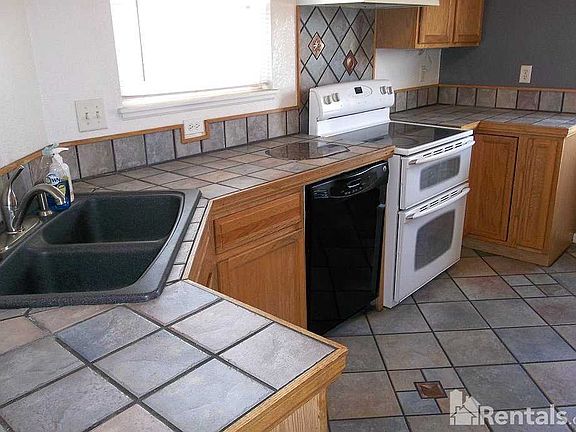 4th image of 3204 Oconnor Ave